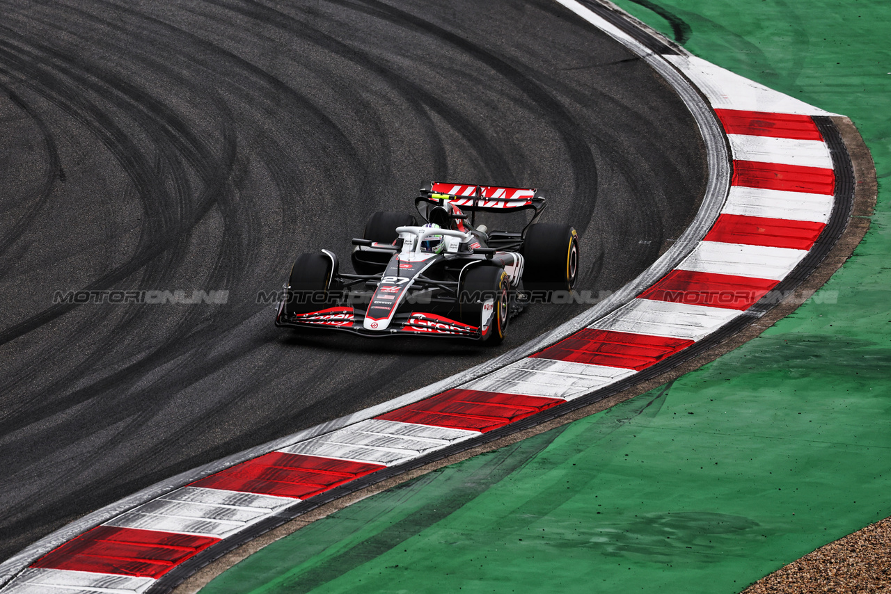 GP CINA, Nico Hulkenberg (GER) Haas VF-24.

19.04.2024. Formula 1 World Championship, Rd 5, Chinese Grand Prix, Shanghai, China, Sprint Qualifiche Day.

 - www.xpbimages.com, EMail: requests@xpbimages.com © Copyright: Coates / XPB Images