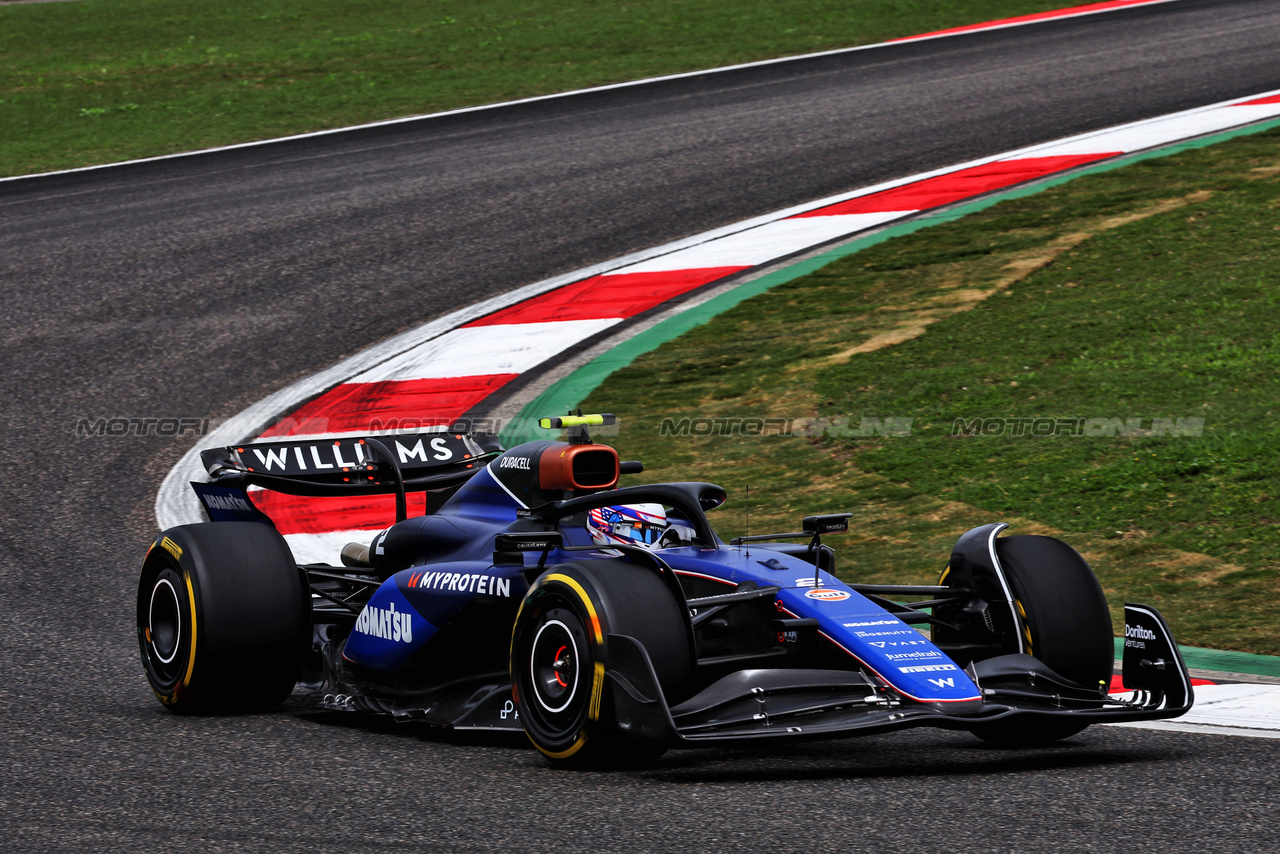 GP CINA, Logan Sargeant (USA) Williams Racing FW46.

19.04.2024. Formula 1 World Championship, Rd 5, Chinese Grand Prix, Shanghai, China, Sprint Qualifiche Day.

- www.xpbimages.com, EMail: requests@xpbimages.com © Copyright: Batchelor / XPB Images