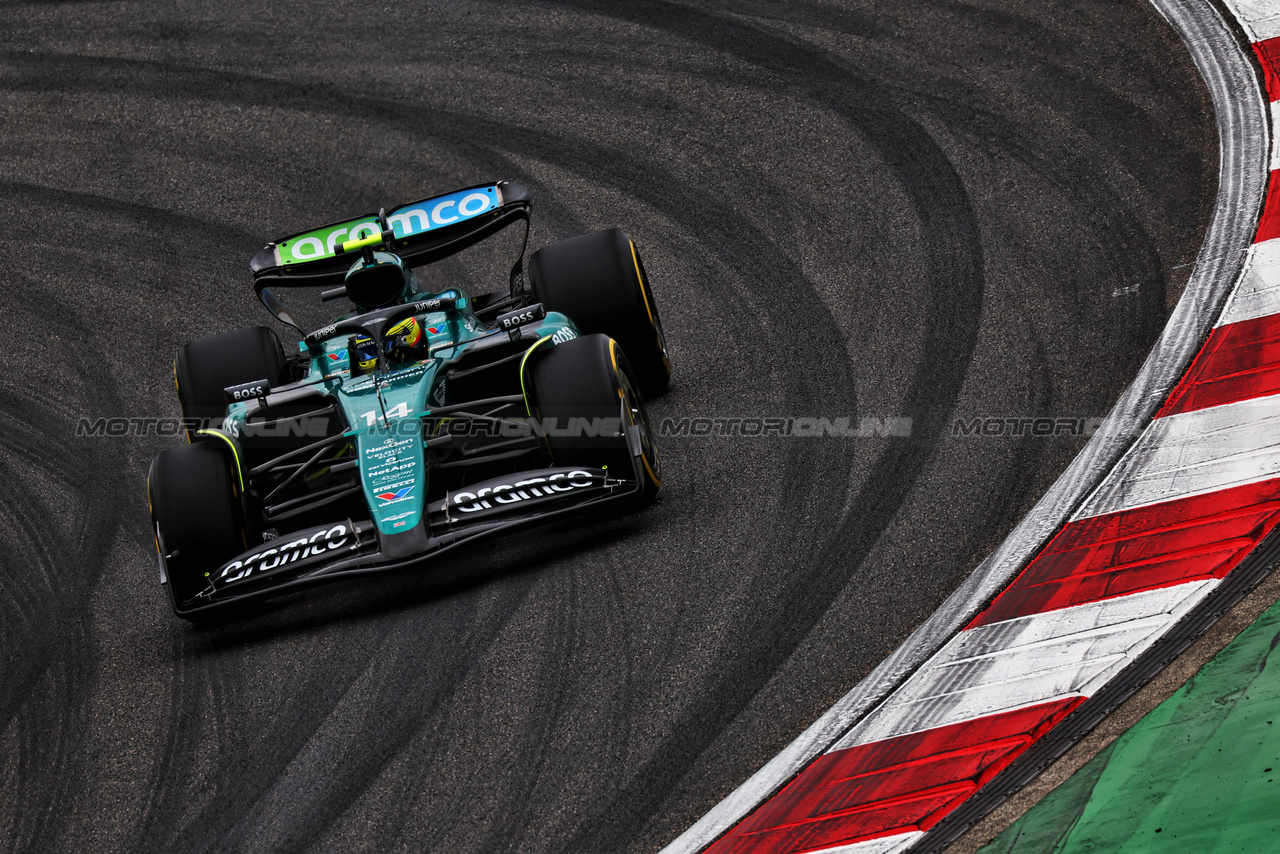 GP CINA, Fernando Alonso (ESP) Aston Martin F1 Team AMR24.

19.04.2024. Formula 1 World Championship, Rd 5, Chinese Grand Prix, Shanghai, China, Sprint Qualifiche Day.

 - www.xpbimages.com, EMail: requests@xpbimages.com © Copyright: Coates / XPB Images