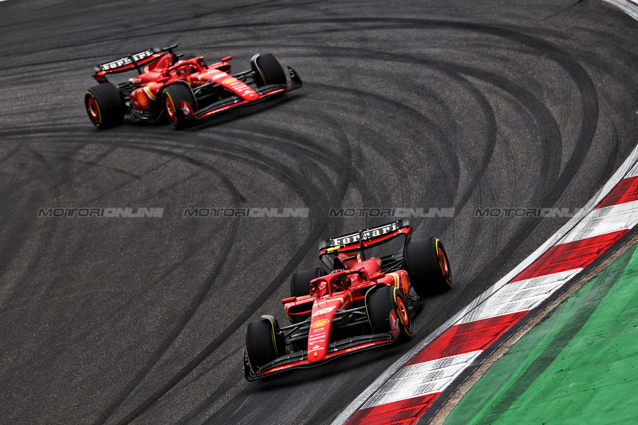 GP CINA, Carlos Sainz Jr (ESP) Ferrari SF-24.

19.04.2024. Formula 1 World Championship, Rd 5, Chinese Grand Prix, Shanghai, China, Sprint Qualifiche Day.

 - www.xpbimages.com, EMail: requests@xpbimages.com © Copyright: Coates / XPB Images