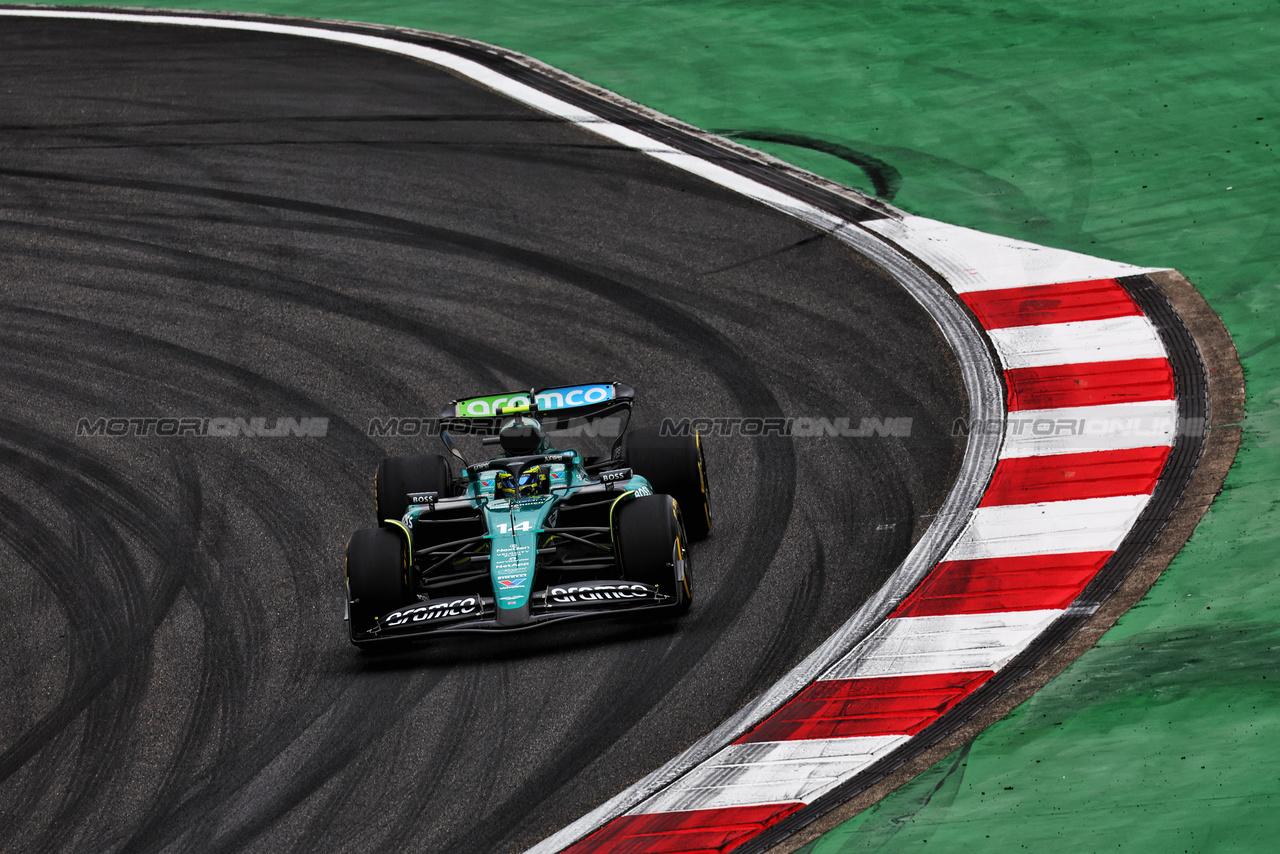 GP CINA, Fernando Alonso (ESP) Aston Martin F1 Team AMR24.

19.04.2024. Formula 1 World Championship, Rd 5, Chinese Grand Prix, Shanghai, China, Sprint Qualifiche Day.

 - www.xpbimages.com, EMail: requests@xpbimages.com © Copyright: Coates / XPB Images