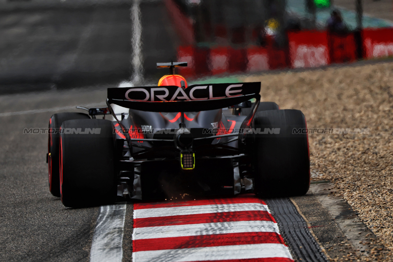 GP CINA, Max Verstappen (NLD) Red Bull Racing RB20.

19.04.2024. Formula 1 World Championship, Rd 5, Chinese Grand Prix, Shanghai, China, Sprint Qualifiche Day.

 - www.xpbimages.com, EMail: requests@xpbimages.com © Copyright: Coates / XPB Images