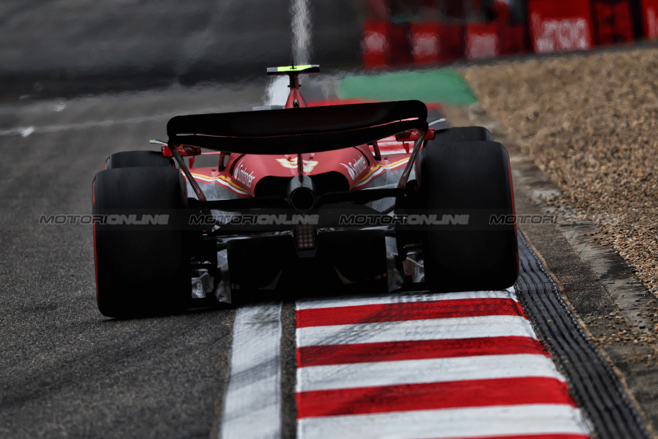 GP CINA, Carlos Sainz Jr (ESP) Ferrari SF-24.

19.04.2024. Formula 1 World Championship, Rd 5, Chinese Grand Prix, Shanghai, China, Sprint Qualifiche Day.

 - www.xpbimages.com, EMail: requests@xpbimages.com © Copyright: Coates / XPB Images