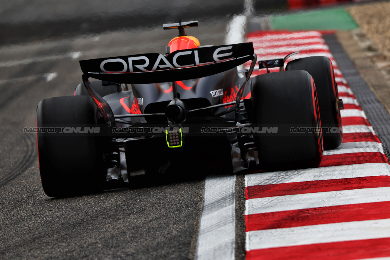 GP CINA, Max Verstappen (NLD) Red Bull Racing RB20.

19.04.2024. Formula 1 World Championship, Rd 5, Chinese Grand Prix, Shanghai, China, Sprint Qualifiche Day.

 - www.xpbimages.com, EMail: requests@xpbimages.com © Copyright: Coates / XPB Images