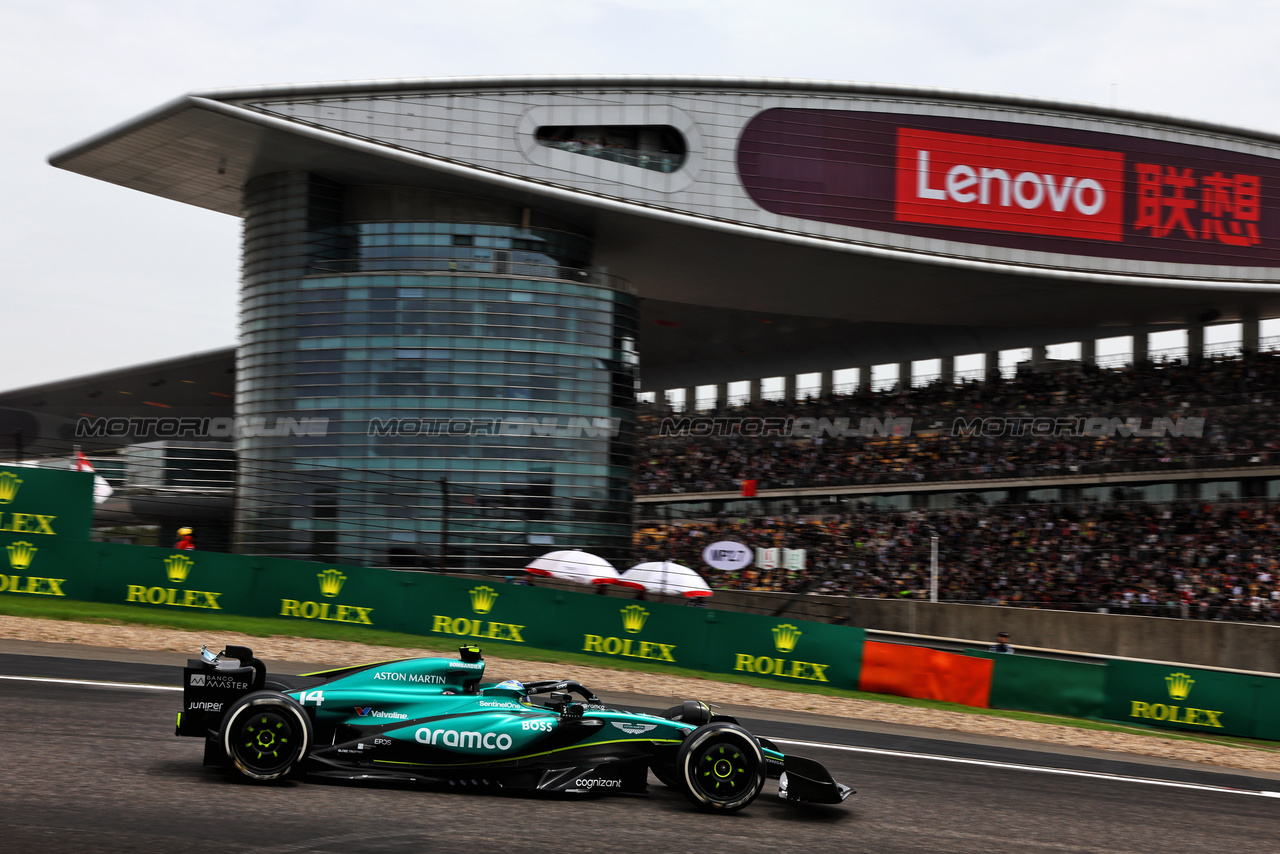 GP CINA, Fernando Alonso (ESP) Aston Martin F1 Team AMR24.

19.04.2024. Formula 1 World Championship, Rd 5, Chinese Grand Prix, Shanghai, China, Sprint Qualifiche Day.

- www.xpbimages.com, EMail: requests@xpbimages.com © Copyright: Batchelor / XPB Images