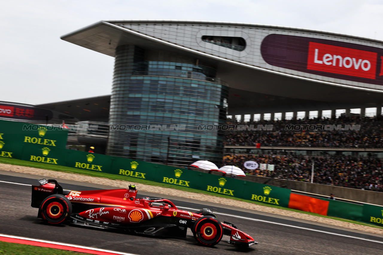 GP CINA, Carlos Sainz Jr (ESP) Ferrari SF-24.

19.04.2024. Formula 1 World Championship, Rd 5, Chinese Grand Prix, Shanghai, China, Sprint Qualifiche Day.

- www.xpbimages.com, EMail: requests@xpbimages.com © Copyright: Batchelor / XPB Images