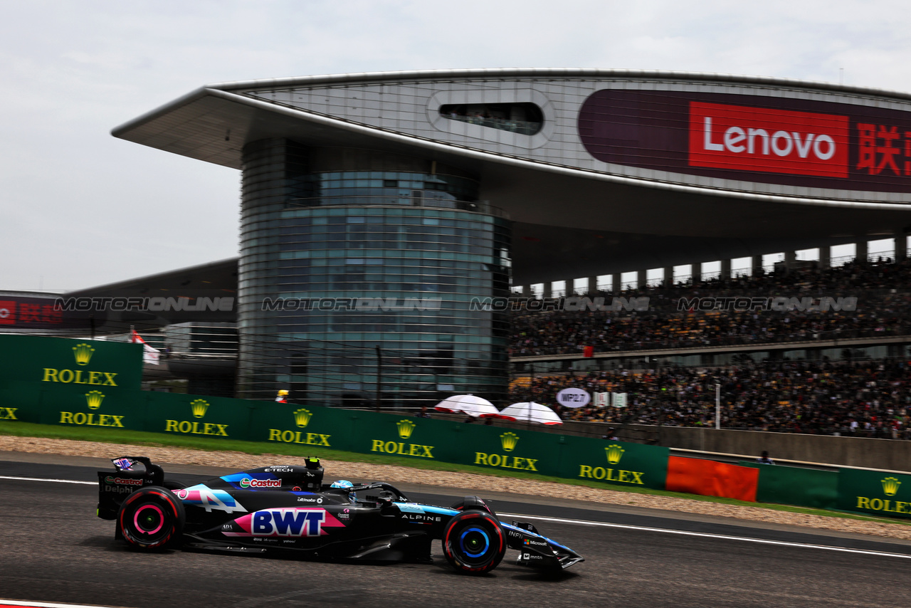 GP CINA, Pierre Gasly (FRA) Alpine F1 Team A524.

19.04.2024. Formula 1 World Championship, Rd 5, Chinese Grand Prix, Shanghai, China, Sprint Qualifiche Day.

- www.xpbimages.com, EMail: requests@xpbimages.com © Copyright: Batchelor / XPB Images