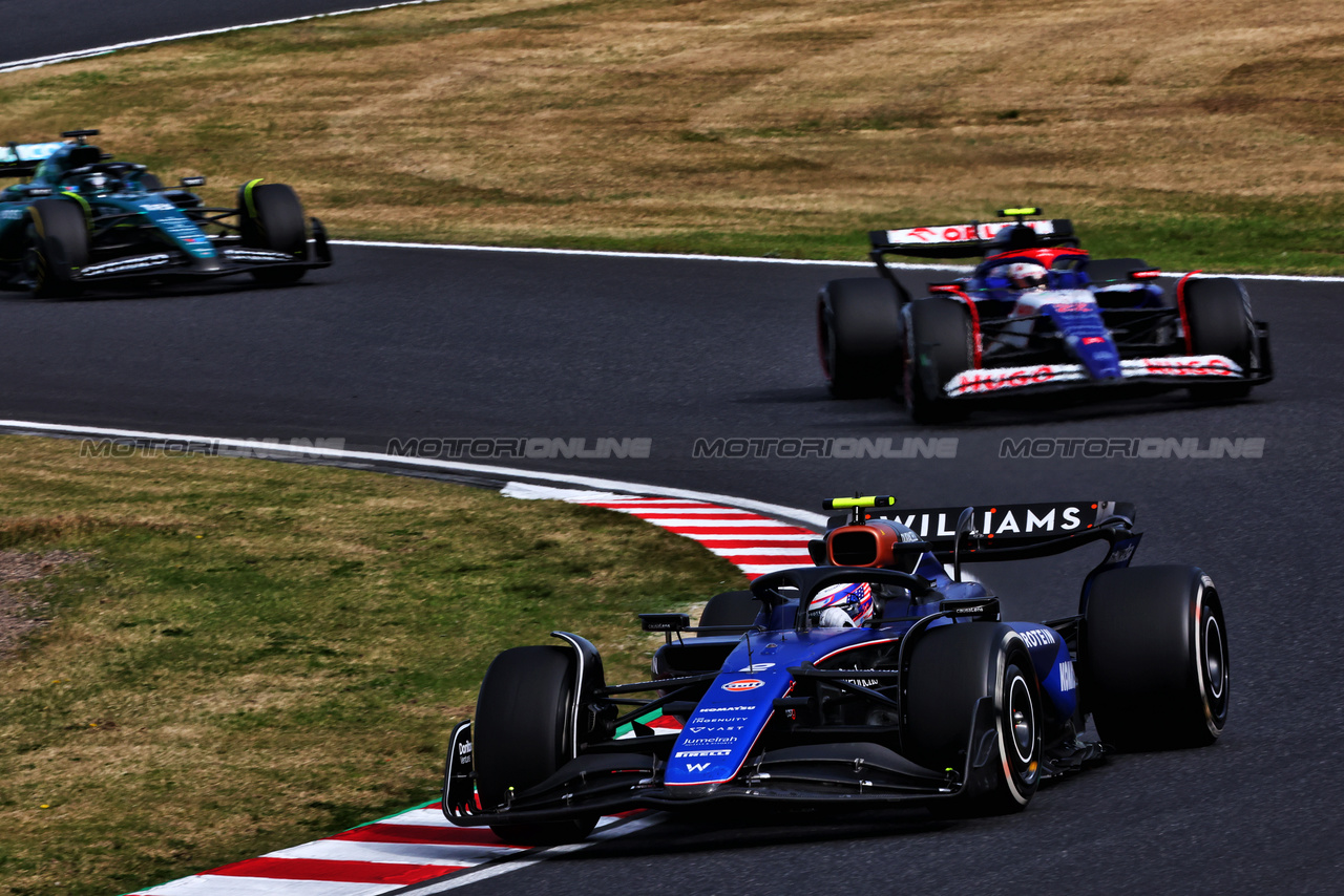 GP GIAPPONE, Logan Sargeant (USA) Williams Racing FW46.

07.04.2024. Formula 1 World Championship, Rd 4, Japanese Grand Prix, Suzuka, Japan, Gara Day.

- www.xpbimages.com, EMail: requests@xpbimages.com © Copyright: Charniaux / XPB Images