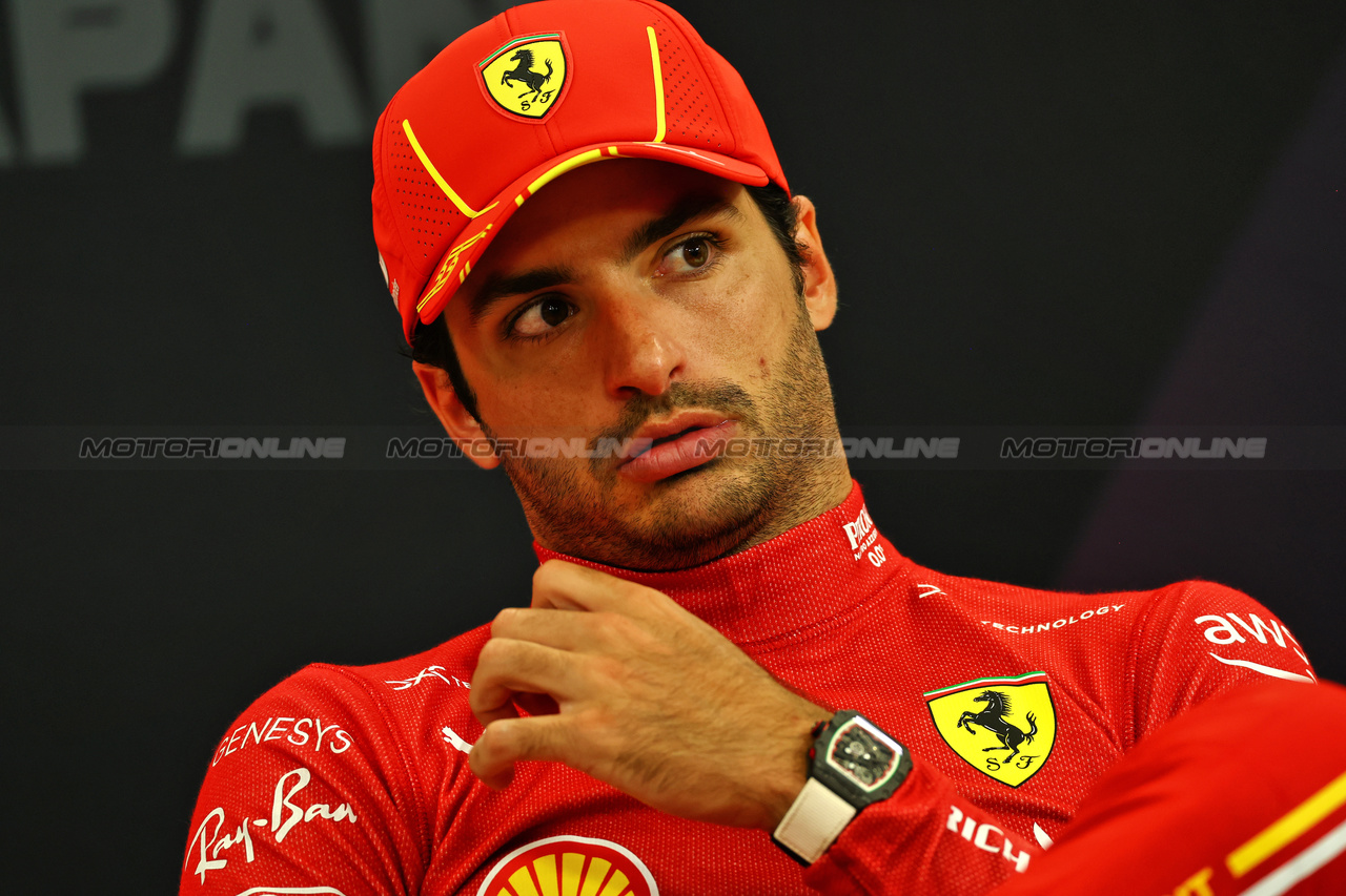 GP GIAPPONE, Carlos Sainz Jr (ESP) Ferrari, in the post race FIA Press Conference.

07.04.2024. Formula 1 World Championship, Rd 4, Japanese Grand Prix, Suzuka, Japan, Gara Day.

 - www.xpbimages.com, EMail: requests@xpbimages.com © Copyright: Coates / XPB Images