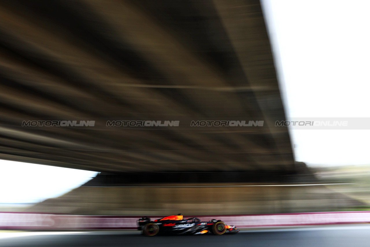 GP GIAPPONE, Max Verstappen (NLD) Red Bull Racing RB20.

07.04.2024. Formula 1 World Championship, Rd 4, Japanese Grand Prix, Suzuka, Japan, Gara Day.

 - www.xpbimages.com, EMail: requests@xpbimages.com © Copyright: Coates / XPB Images