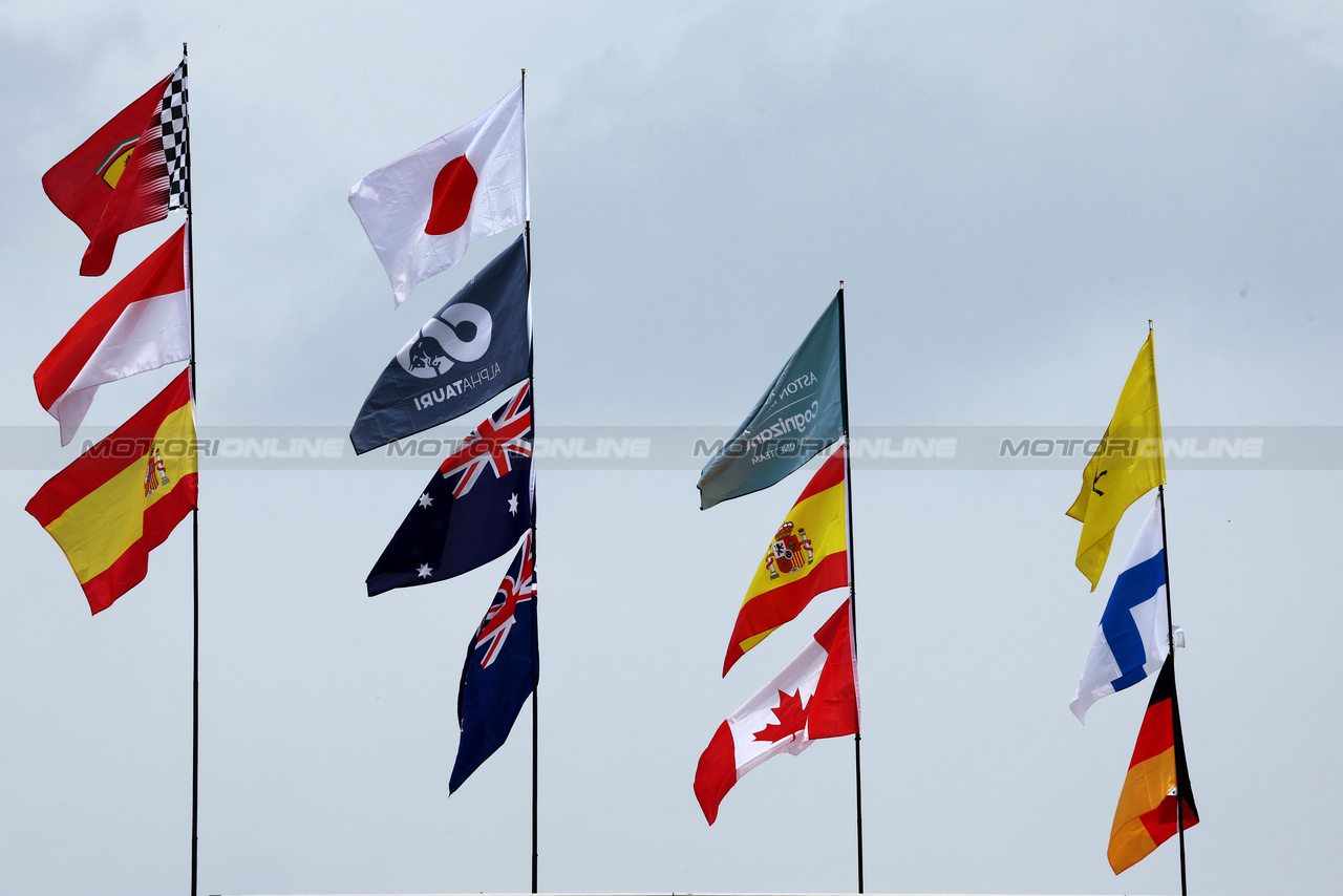 GP GIAPPONE, Circuit Atmosfera - flags.

06.04.2024. Formula 1 World Championship, Rd 4, Japanese Grand Prix, Suzuka, Japan, Qualifiche Day.

- www.xpbimages.com, EMail: requests@xpbimages.com © Copyright: Moy / XPB Images