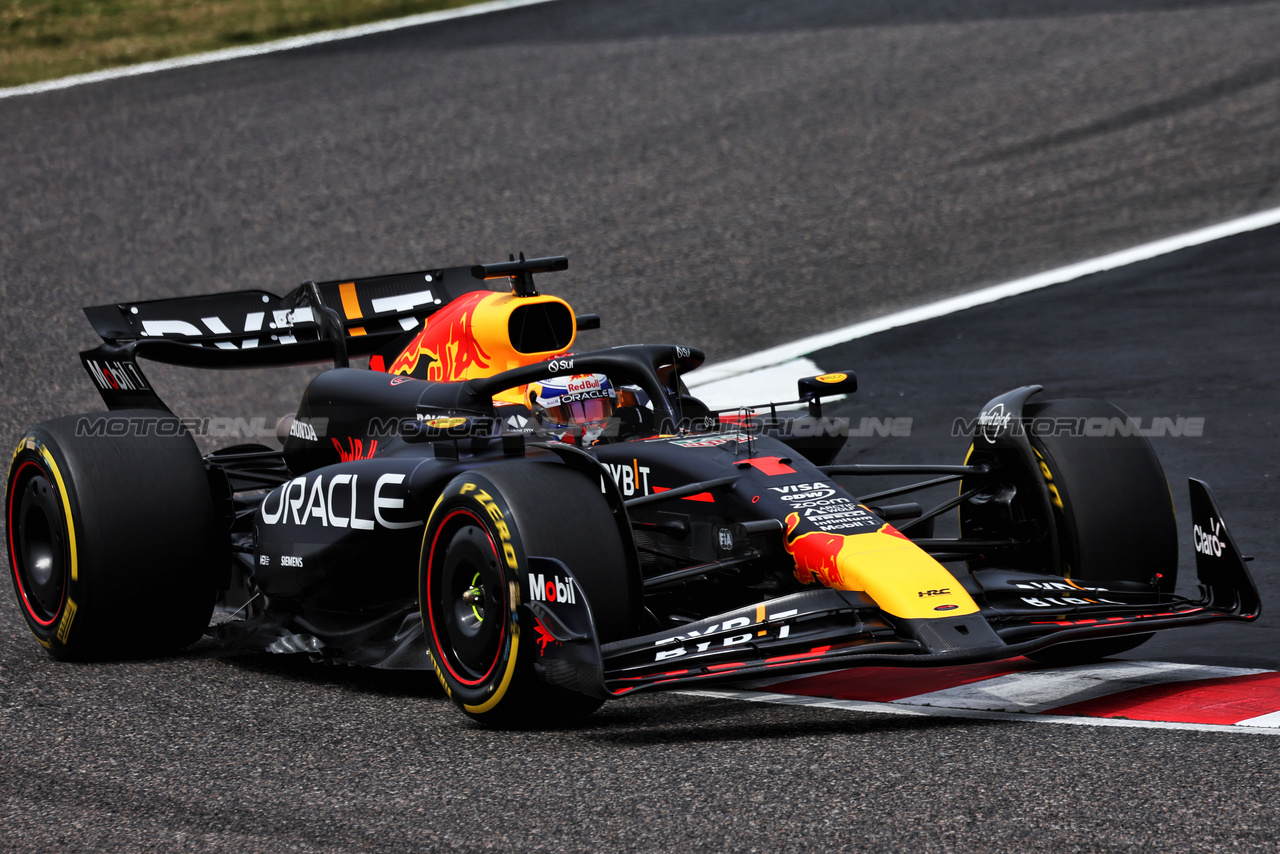 GP GIAPPONE, Max Verstappen (NLD) Red Bull Racing RB20.

06.04.2024. Formula 1 World Championship, Rd 4, Japanese Grand Prix, Suzuka, Japan, Qualifiche Day.

- www.xpbimages.com, EMail: requests@xpbimages.com © Copyright: Moy / XPB Images