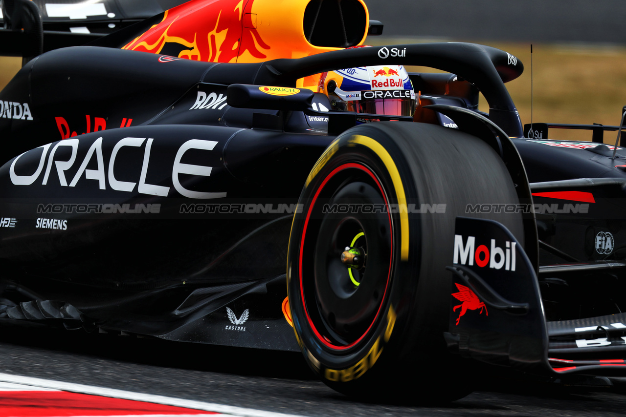 GP GIAPPONE, Max Verstappen (NLD) Red Bull Racing RB20.

06.04.2024. Formula 1 World Championship, Rd 4, Japanese Grand Prix, Suzuka, Japan, Qualifiche Day.

 - www.xpbimages.com, EMail: requests@xpbimages.com © Copyright: Coates / XPB Images