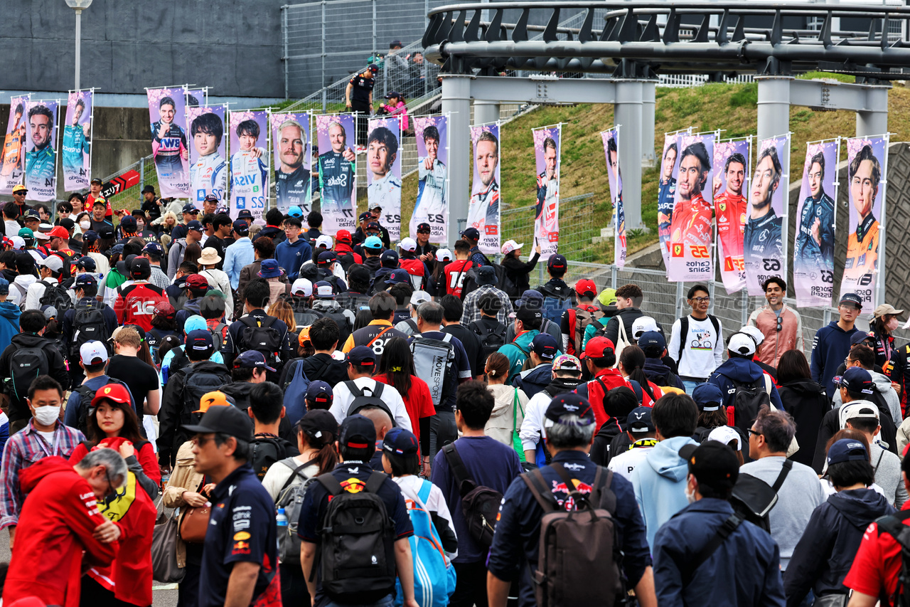 GP GIAPPONE, Circuit Atmosfera - fans.

06.04.2024. Formula 1 World Championship, Rd 4, Japanese Grand Prix, Suzuka, Japan, Qualifiche Day.

- www.xpbimages.com, EMail: requests@xpbimages.com © Copyright: Moy / XPB Images