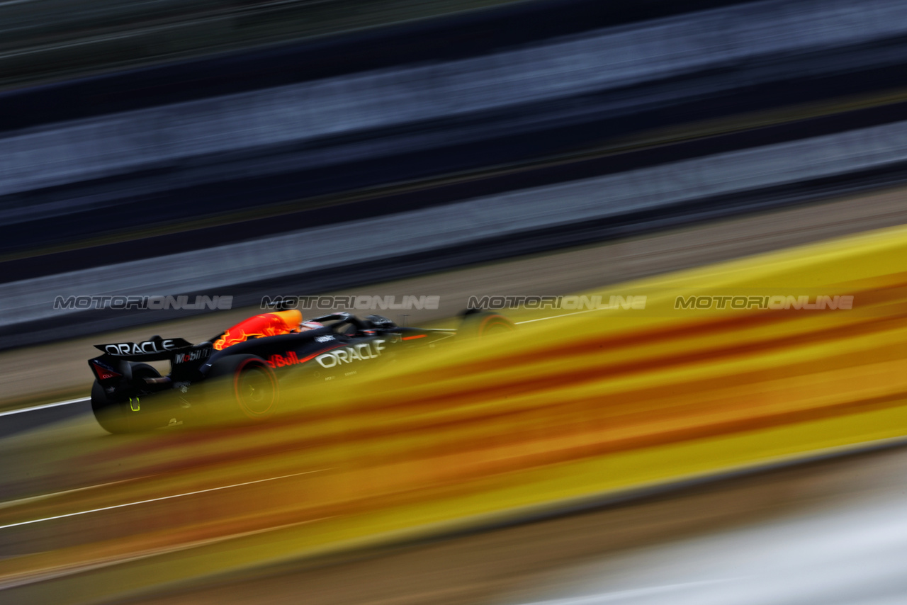 GP GIAPPONE, Max Verstappen (NLD) Red Bull Racing RB20.

05.04.2024. Formula 1 World Championship, Rd 4, Japanese Grand Prix, Suzuka, Japan, Practice Day.

- www.xpbimages.com, EMail: requests@xpbimages.com © Copyright: Charniaux / XPB Images