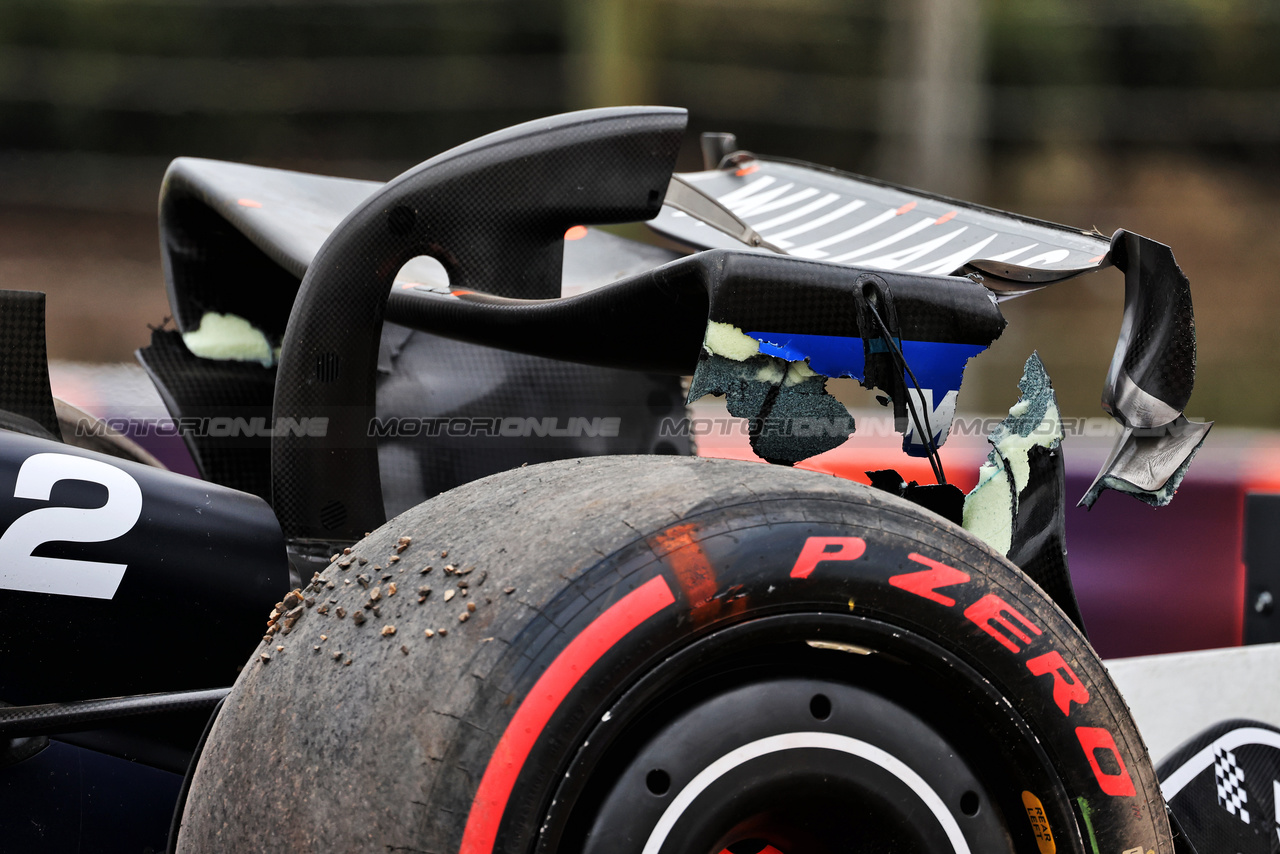 GP GIAPPONE, Logan Sargeant (USA) Williams Racing FW46 crashed in the first practice session - rear wing damage.

05.04.2024. Formula 1 World Championship, Rd 4, Japanese Grand Prix, Suzuka, Japan, Practice Day.

- www.xpbimages.com, EMail: requests@xpbimages.com © Copyright: Moy / XPB Images