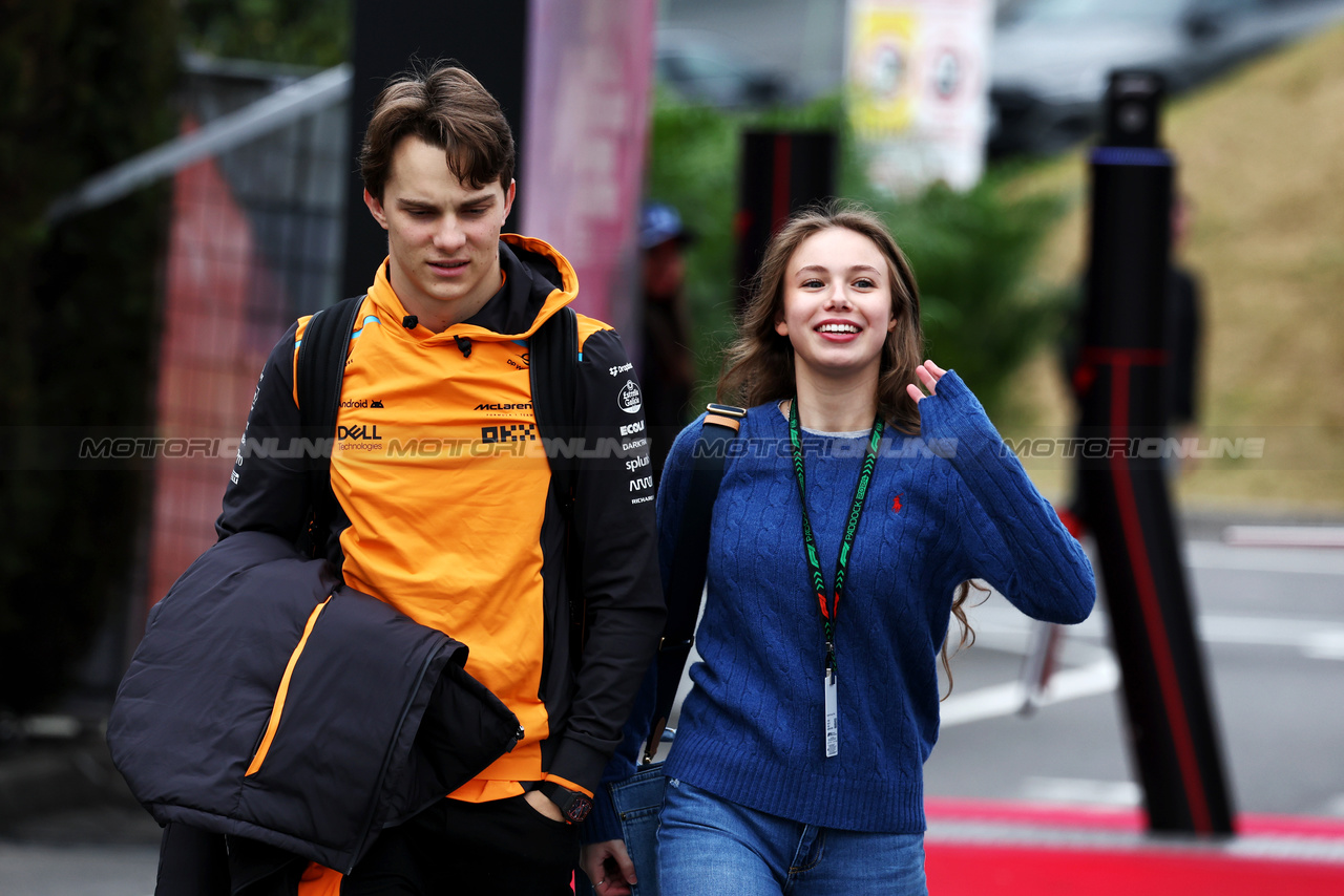 GP GIAPPONE, (L to R): Oscar Piastri (AUS) McLaren with Domenica Lily Zneimer (GBR).

05.04.2024. Formula 1 World Championship, Rd 4, Japanese Grand Prix, Suzuka, Japan, Practice Day.

- www.xpbimages.com, EMail: requests@xpbimages.com © Copyright: Moy / XPB Images