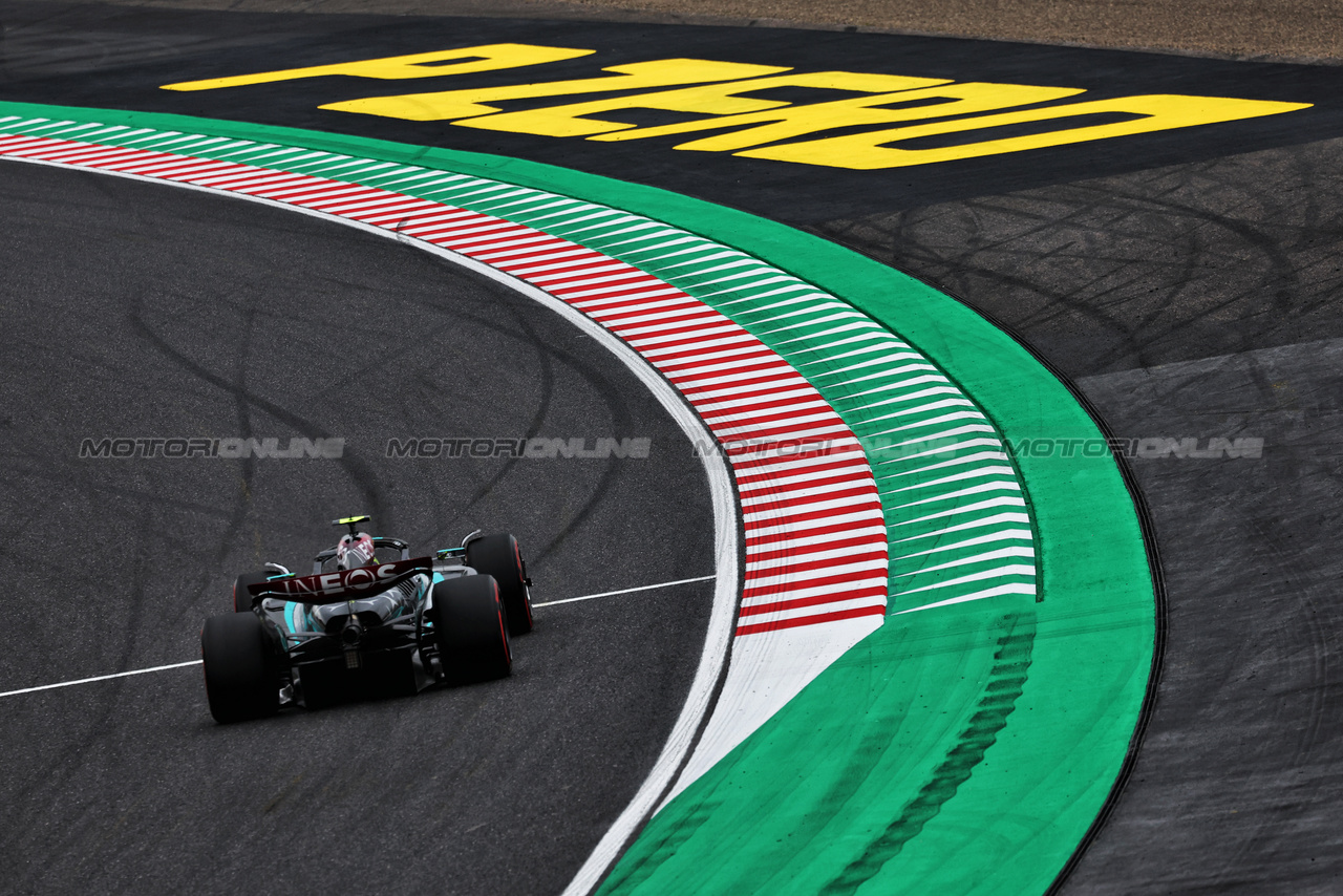 GP GIAPPONE, Lewis Hamilton (GBR) Mercedes AMG F1 W15.

05.04.2024. Formula 1 World Championship, Rd 4, Japanese Grand Prix, Suzuka, Japan, Practice Day.

- www.xpbimages.com, EMail: requests@xpbimages.com © Copyright: Moy / XPB Images