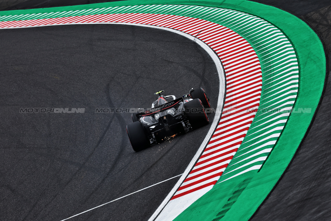 GP GIAPPONE, Nico Hulkenberg (GER) Haas VF-24.

05.04.2024. Formula 1 World Championship, Rd 4, Japanese Grand Prix, Suzuka, Japan, Practice Day.

- www.xpbimages.com, EMail: requests@xpbimages.com © Copyright: Moy / XPB Images