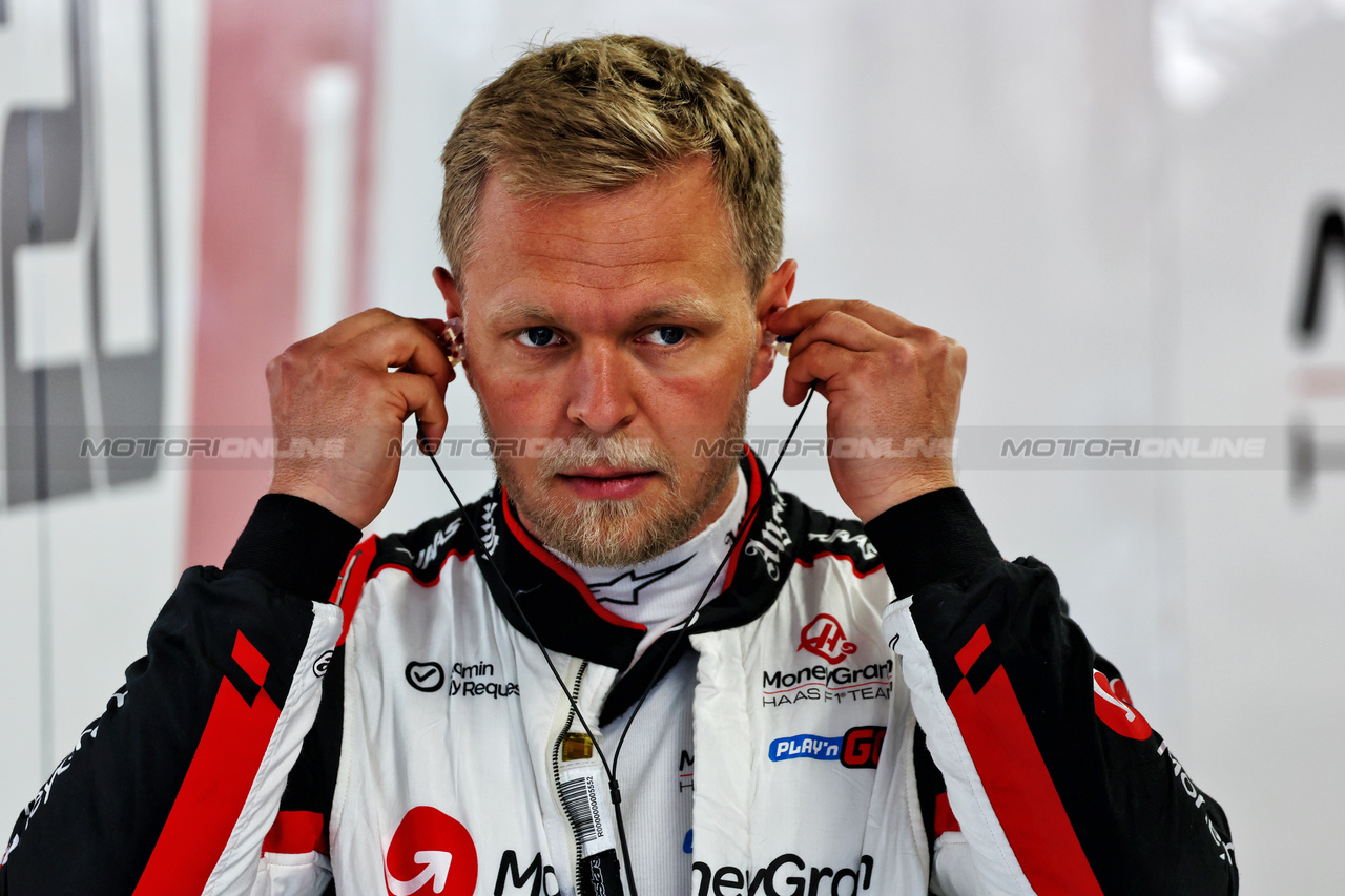 GP GIAPPONE, Kevin Magnussen (DEN) Haas F1 Team.

05.04.2024. Formula 1 World Championship, Rd 4, Japanese Grand Prix, Suzuka, Japan, Practice Day.

 - www.xpbimages.com, EMail: requests@xpbimages.com © Copyright: Coates / XPB Images