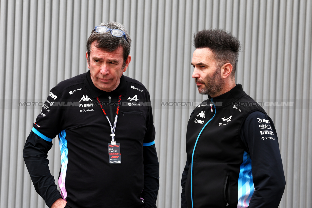 GP GIAPPONE, (L to R): Bruno Famin (FRA) Alpine Motorsports Vice President e Alpine F1 Team Team Principal with Julian Rouse (GBR) Alpine F1 Team Sporting Director.

05.04.2024. Formula 1 World Championship, Rd 4, Japanese Grand Prix, Suzuka, Japan, Practice Day.

- www.xpbimages.com, EMail: requests@xpbimages.com © Copyright: Moy / XPB Images