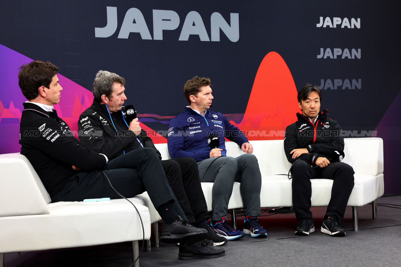 GP GIAPPONE, (L to R): Toto Wolff (GER) Mercedes AMG F1 Shareholder e Executive Director; Bruno Famin (FRA) Alpine Motorsports Vice President e Alpine F1 Team Team Principal; James Vowles (GBR) Williams Racing Team Principal; e Ayao Komatsu (JPN) Haas F1 Team Principal in the FIA Press Conference.

05.04.2024. Formula 1 World Championship, Rd 4, Japanese Grand Prix, Suzuka, Japan, Practice Day.

- www.xpbimages.com, EMail: requests@xpbimages.com © Copyright: Charniaux / XPB Images