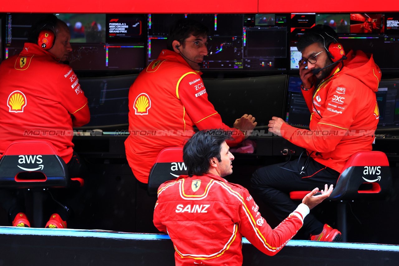 GP GIAPPONE, Carlos Sainz Jr (ESP) Ferrari.

05.04.2024. Formula 1 World Championship, Rd 4, Japanese Grand Prix, Suzuka, Japan, Practice Day.

- www.xpbimages.com, EMail: requests@xpbimages.com © Copyright: Batchelor / XPB Images