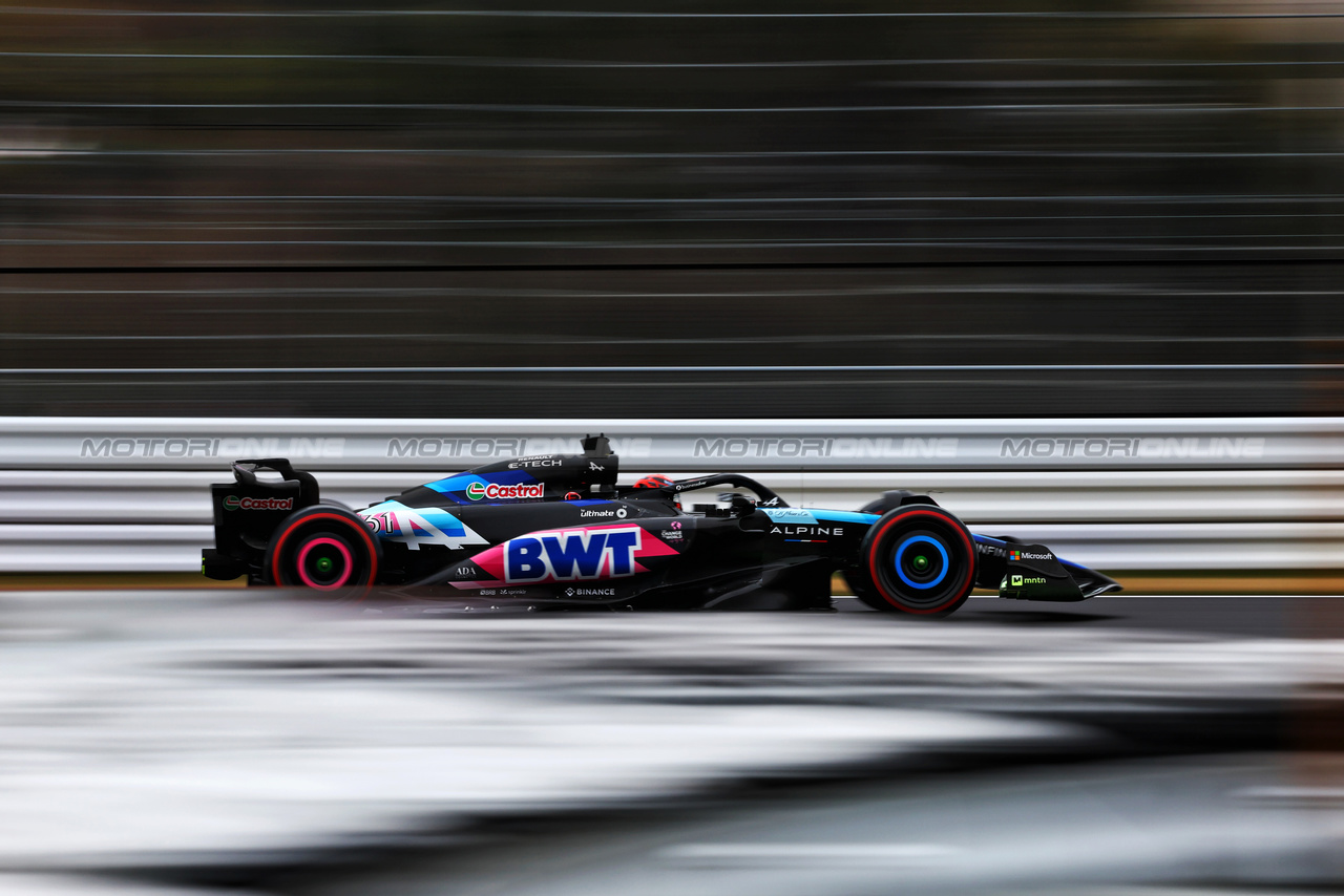 GP GIAPPONE, Esteban Ocon (FRA) Alpine F1 Team A524.

05.04.2024. Formula 1 World Championship, Rd 4, Japanese Grand Prix, Suzuka, Japan, Practice Day.

- www.xpbimages.com, EMail: requests@xpbimages.com © Copyright: Charniaux / XPB Images