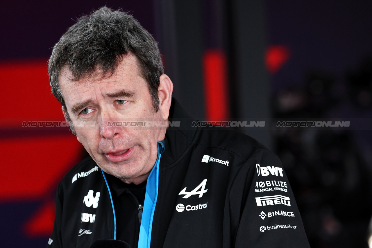 GP GIAPPONE, Bruno Famin (FRA) Alpine Motorsports Vice President e Alpine F1 Team Team Principal.

05.04.2024. Formula 1 World Championship, Rd 4, Japanese Grand Prix, Suzuka, Japan, Practice Day.

- www.xpbimages.com, EMail: requests@xpbimages.com © Copyright: Moy / XPB Images