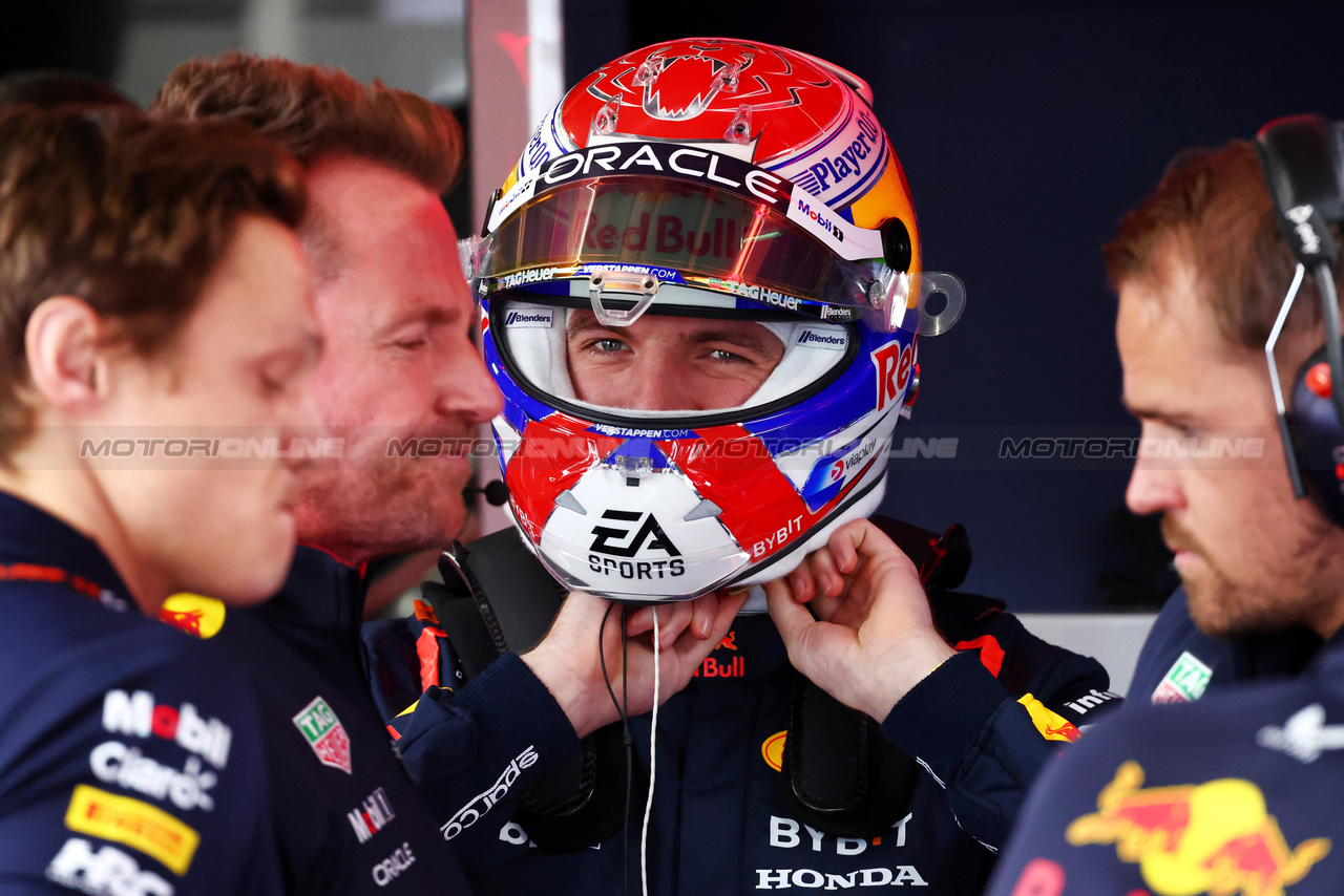 GP GIAPPONE, Max Verstappen (NLD) Red Bull Racing.

05.04.2024. Formula 1 World Championship, Rd 4, Japanese Grand Prix, Suzuka, Japan, Practice Day.

- www.xpbimages.com, EMail: requests@xpbimages.com © Copyright: Batchelor / XPB Images