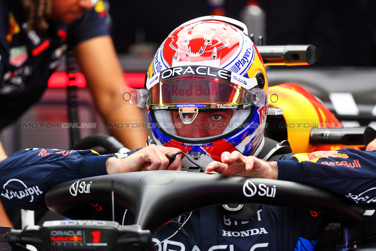 GP GIAPPONE, Max Verstappen (NLD) Red Bull Racing RB20.

05.04.2024. Formula 1 World Championship, Rd 4, Japanese Grand Prix, Suzuka, Japan, Practice Day.

- www.xpbimages.com, EMail: requests@xpbimages.com © Copyright: Batchelor / XPB Images
