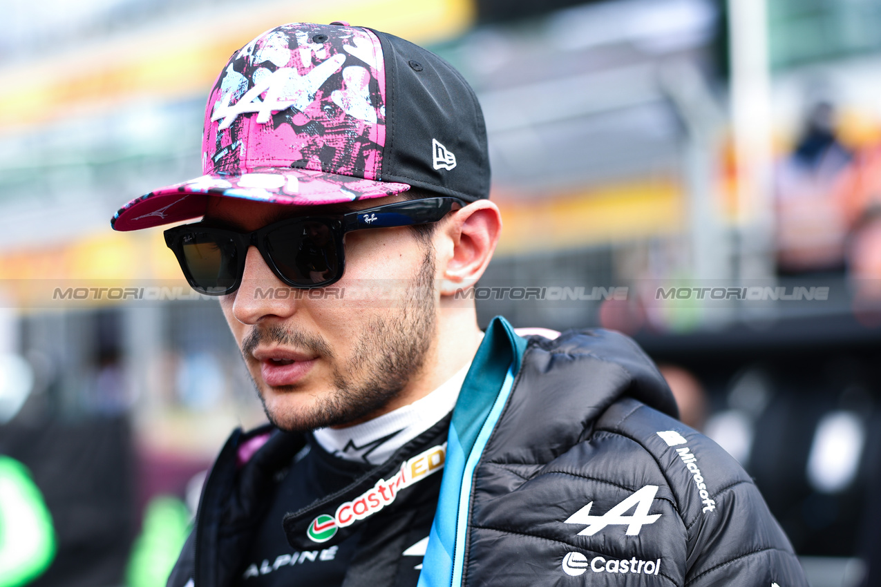 GP GRAN BRETAGNA, Esteban Ocon (FRA), Alpine F1 Team 
07.07.2024. Formula 1 World Championship, Rd 12, British Grand Prix, Silverstone, England, Gara Day.
- www.xpbimages.com, EMail: requests@xpbimages.com © Copyright: Charniaux / XPB Images