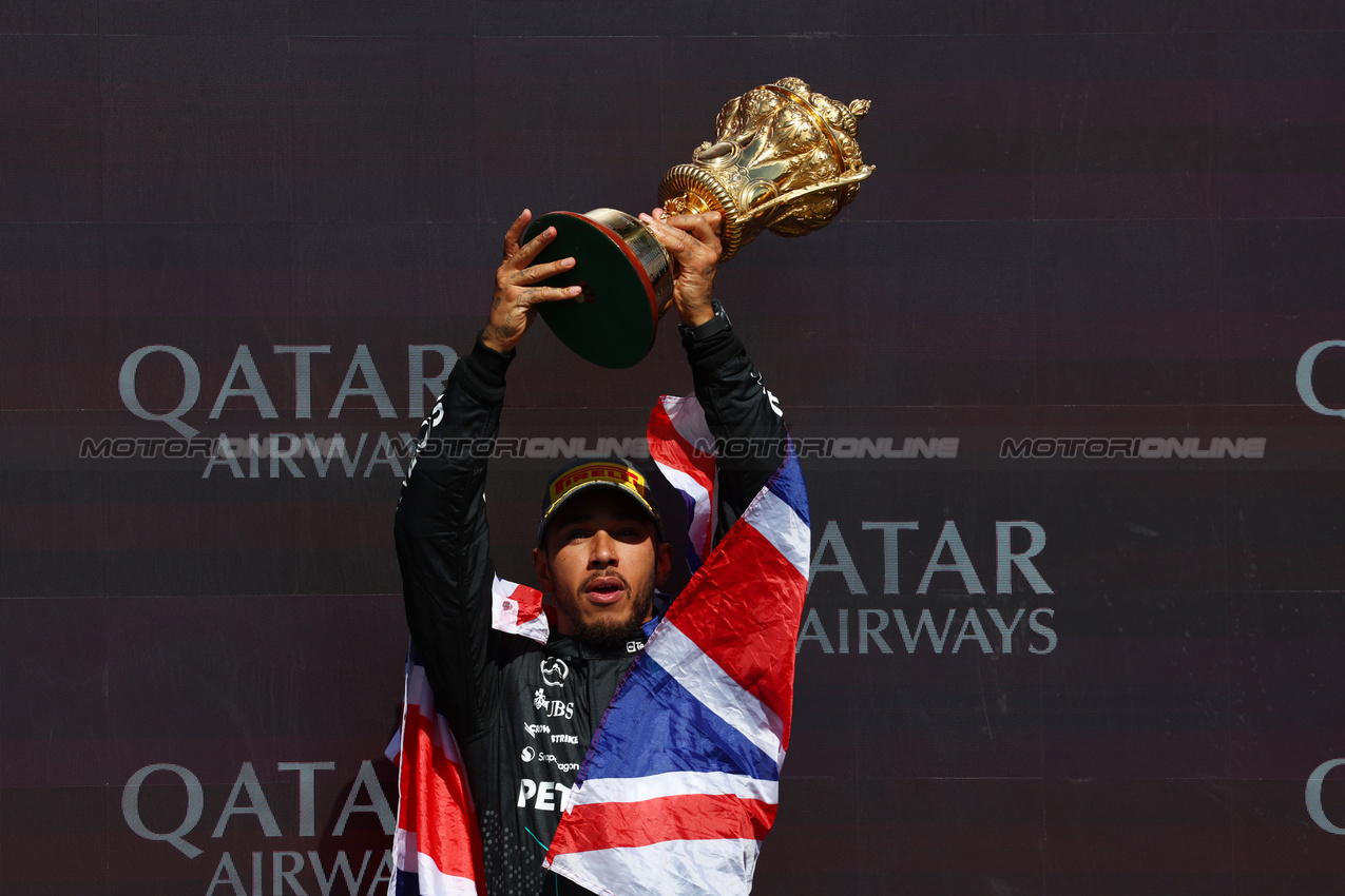 GP GRAN BRETAGNA, 1st place Lewis Hamilton (GBR) Mercedes AMG F1.
07.07.2024. Formula 1 World Championship, Rd 12, British Grand Prix, Silverstone, England, Gara Day.
- www.xpbimages.com, EMail: requests@xpbimages.com © Copyright: Batchelor / XPB Images
