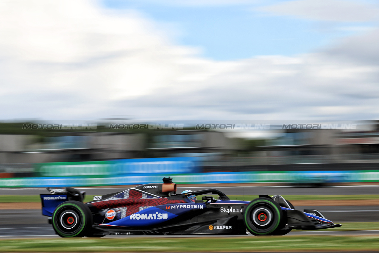 GP GRAN BRETAGNA, Alexander Albon (THA) Williams Racing FW46.

07.07.2024. Formula 1 World Championship, Rd 12, British Grand Prix, Silverstone, England, Gara Day.

- www.xpbimages.com, EMail: requests@xpbimages.com © Copyright: Rew / XPB Images