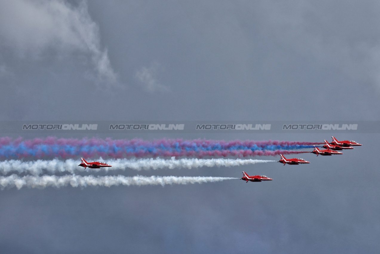 GP GRAN BRETAGNA, Circuit Atmosfera - Red Arrows.

07.07.2024. Formula 1 World Championship, Rd 12, British Grand Prix, Silverstone, England, Gara Day.

- www.xpbimages.com, EMail: requests@xpbimages.com © Copyright: Bearne / XPB Images