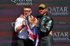 GP GRAN BRETAGNA, (L to R): Peter Bonnington (GBR) Mercedes AMG F1 Gara Engineer celebrates on the podium with vincitore Lewis Hamilton (GBR) Mercedes AMG F1.

07.07.2024. Formula 1 World Championship, Rd 12, British Grand Prix, Silverstone, England, Gara Day.

- www.xpbimages.com, EMail: requests@xpbimages.com © Copyright: Rew / XPB Images