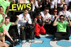 GP GRAN BRETAGNA, Gara winner Lewis Hamilton (GBR) Mercedes AMG F1 celebrates with the team.

07.07.2024. Formula 1 World Championship, Rd 12, British Grand Prix, Silverstone, England, Gara Day.

 - www.xpbimages.com, EMail: requests@xpbimages.com © Copyright: Davenport / XPB Images