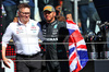 GP GRAN BRETAGNA, (L to R): Peter Bonnington (GBR) Mercedes AMG F1 Gara Engineer celebrates on the podium with vincitore Lewis Hamilton (GBR) Mercedes AMG F1.

07.07.2024. Formula 1 World Championship, Rd 12, British Grand Prix, Silverstone, England, Gara Day.

 - www.xpbimages.com, EMail: requests@xpbimages.com © Copyright: Coates / XPB Images