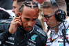 GP GRAN BRETAGNA, (L to R): Lewis Hamilton (GBR) Mercedes AMG F1 on the grid with Peter Bonnington (GBR) Mercedes AMG F1 Gara Engineer.

07.07.2024. Formula 1 World Championship, Rd 12, British Grand Prix, Silverstone, England, Gara Day.

 - www.xpbimages.com, EMail: requests@xpbimages.com © Copyright: Coates / XPB Images