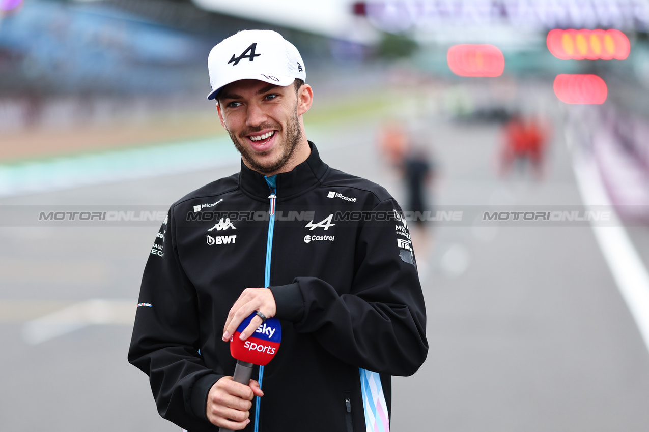 GP GRAN BRETAGNA, Pierre Gasly (FRA), Alpine F1 Team 
04.07.2024. Formula 1 World Championship, Rd 12, British Grand Prix, Silverstone, England, Preparation Day.
- www.xpbimages.com, EMail: requests@xpbimages.com © Copyright: Charniaux / XPB Images