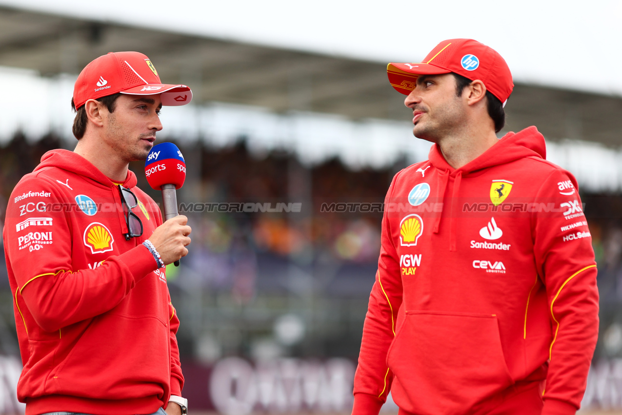 GP GRAN BRETAGNA, Charles Leclerc (FRA), Ferrari Carlos Sainz Jr (ESP), Ferrari 
04.07.2024. Formula 1 World Championship, Rd 12, British Grand Prix, Silverstone, England, Preparation Day.
- www.xpbimages.com, EMail: requests@xpbimages.com © Copyright: Charniaux / XPB Images