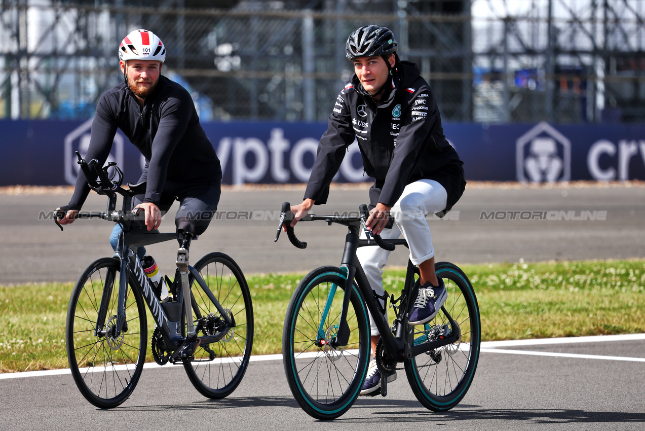 GP GRAN BRETAGNA, George Russell (GBR) Mercedes AMG F1 rides the circuit.

04.07.2024. Formula 1 World Championship, Rd 12, British Grand Prix, Silverstone, England, Preparation Day.

- www.xpbimages.com, EMail: requests@xpbimages.com © Copyright: Batchelor / XPB Images