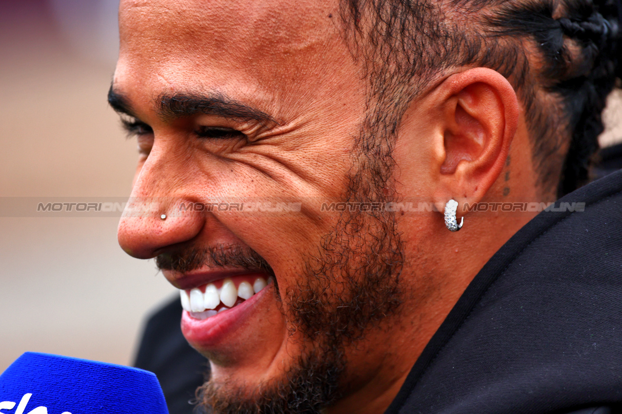GP GRAN BRETAGNA, Lewis Hamilton (GBR) Mercedes AMG F1.

04.07.2024. Formula 1 World Championship, Rd 12, British Grand Prix, Silverstone, England, Preparation Day.

 - www.xpbimages.com, EMail: requests@xpbimages.com © Copyright: Coates / XPB Images