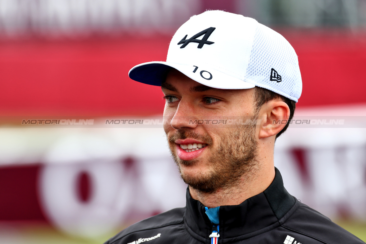 GP GRAN BRETAGNA, Pierre Gasly (FRA) Alpine F1 Team.

04.07.2024. Formula 1 World Championship, Rd 12, British Grand Prix, Silverstone, England, Preparation Day.

 - www.xpbimages.com, EMail: requests@xpbimages.com © Copyright: Coates / XPB Images