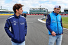 GP GRAN BRETAGNA, (L to R): Franco Colapinto (ARG) Williams Racing Academy Driver walks the circuit with Logan Sargeant (USA) Williams Racing.

04.07.2024. Formula 1 World Championship, Rd 12, British Grand Prix, Silverstone, England, Preparation Day.

- www.xpbimages.com, EMail: requests@xpbimages.com © Copyright: Bearne / XPB Images