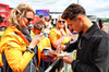 GP GRAN BRETAGNA, Lando Norris (GBR) McLaren with fans.

04.07.2024. Formula 1 World Championship, Rd 12, British Grand Prix, Silverstone, England, Preparation Day.

 - www.xpbimages.com, EMail: requests@xpbimages.com © Copyright: Coates / XPB Images