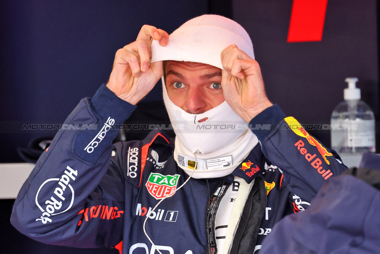 GP GRAN BRETAGNA, Max Verstappen (NLD) Red Bull Racing.

06.07.2024. Formula 1 World Championship, Rd 12, British Grand Prix, Silverstone, England, Qualifiche Day.

- www.xpbimages.com, EMail: requests@xpbimages.com © Copyright: Batchelor / XPB Images