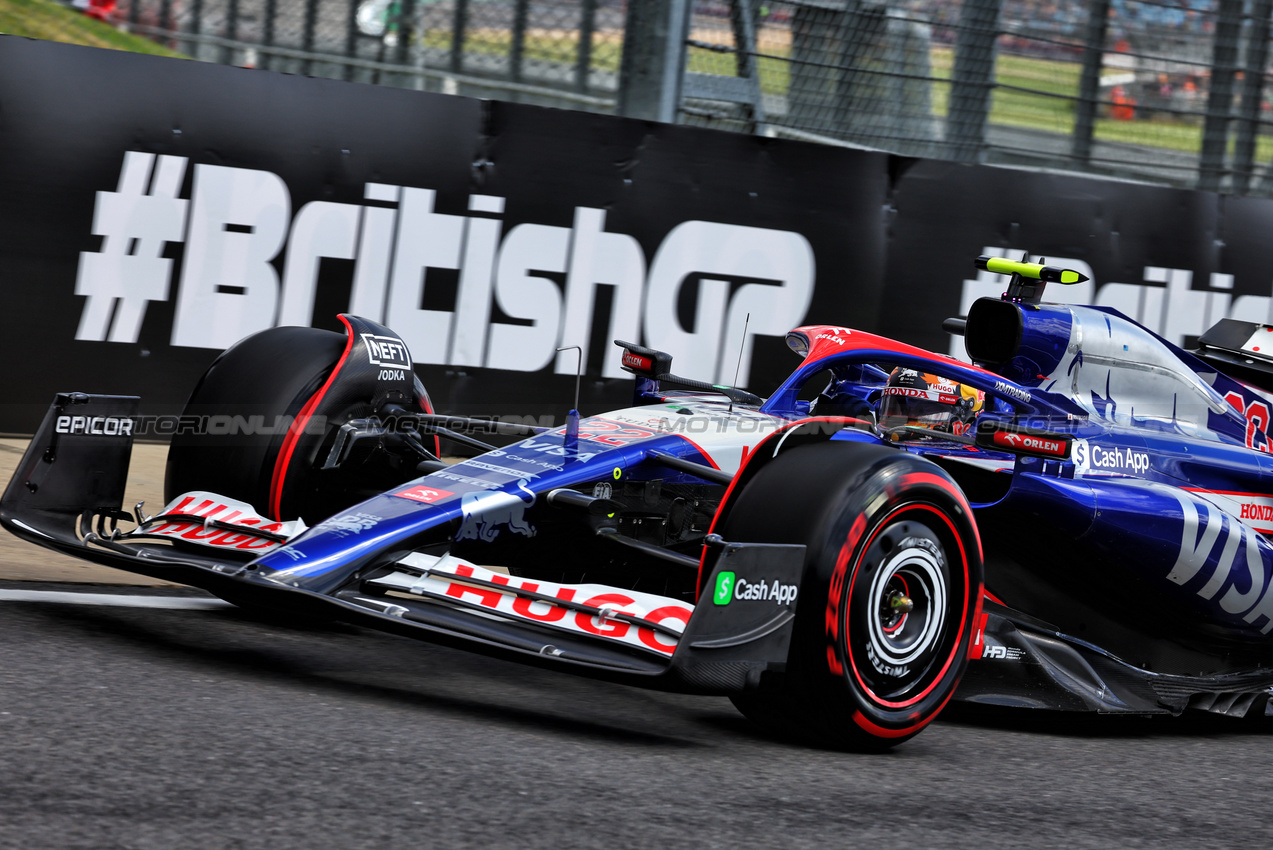 GP GRAN BRETAGNA, Yuki Tsunoda (JPN) RB VCARB 01.

06.07.2024. Formula 1 World Championship, Rd 12, British Grand Prix, Silverstone, England, Qualifiche Day.

- www.xpbimages.com, EMail: requests@xpbimages.com © Copyright: Batchelor / XPB Images
