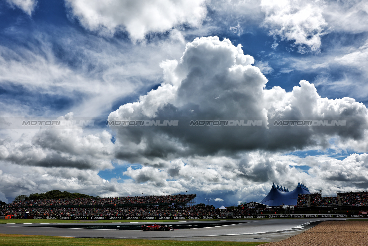 GP GRAN BRETAGNA, Charles Leclerc (MON) Ferrari SF-24.

06.07.2024. Formula 1 World Championship, Rd 12, British Grand Prix, Silverstone, England, Qualifiche Day.

- www.xpbimages.com, EMail: requests@xpbimages.com © Copyright: Charniaux / XPB Images