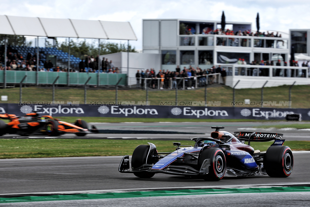 GP GRAN BRETAGNA, Alexander Albon (THA) Williams Racing FW46.

06.07.2024. Formula 1 World Championship, Rd 12, British Grand Prix, Silverstone, England, Qualifiche Day.

- www.xpbimages.com, EMail: requests@xpbimages.com © Copyright: Bearne / XPB Images